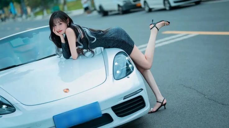 完蛋我被美女包围了前传(完蛋！我被美女包围了！之前传) v1.13.2.130 最新版