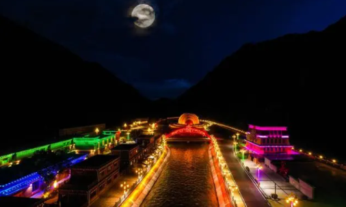 善地德格 善地德格